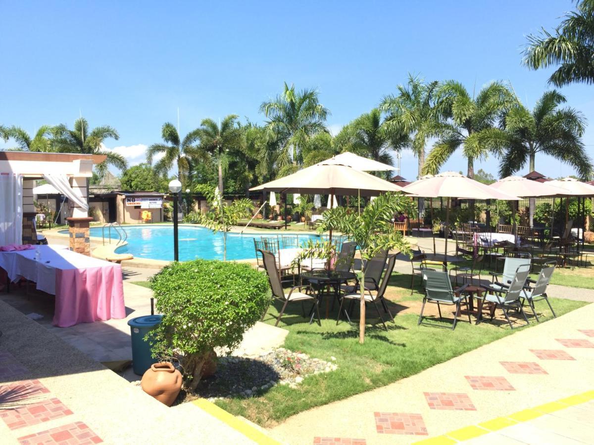 Villa Angelica Resort Alaminos Eksteriør billede