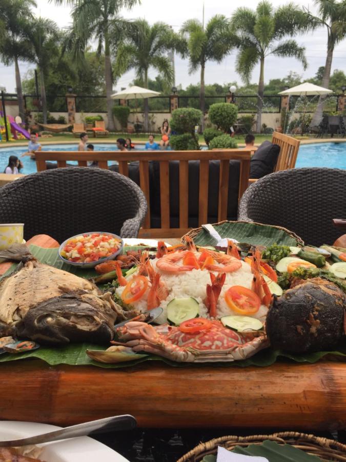 Villa Angelica Resort Alaminos Eksteriør billede